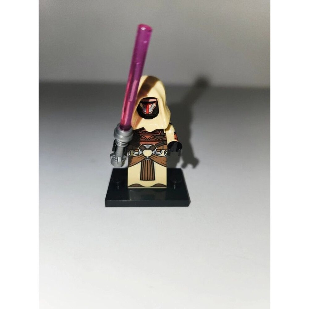 Custom Star Wars Jedi Knight Revan Minifigure KOTOR